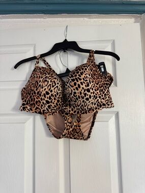 Victoria's Secret Leopard Print Bra and Brief Set - Tan & Black